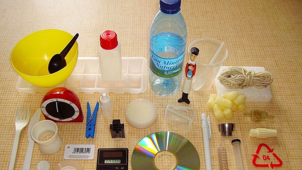 Alltagsgegenstände aus Plastik