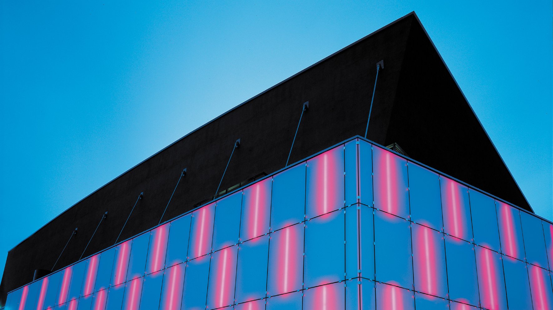 Konzerthaus Dortmund mit LED-Fassade