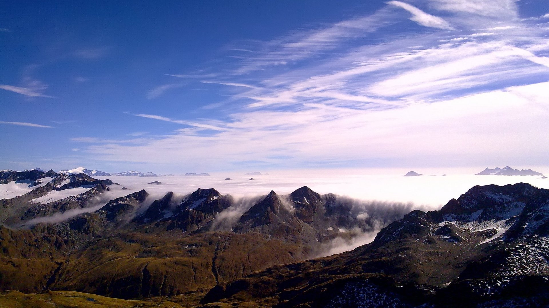 Föhnlage in den Schweizer Alpen