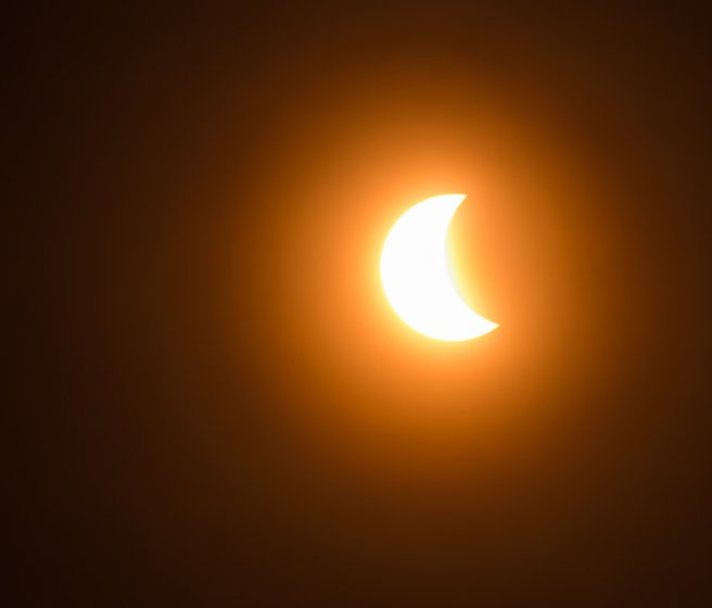 Éclipse solaire partielle