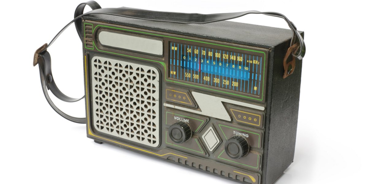 Un vieux poste de radio