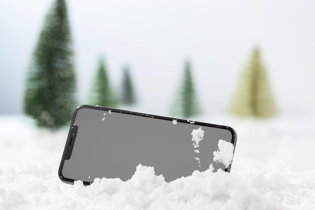 Smartphone dans la neige