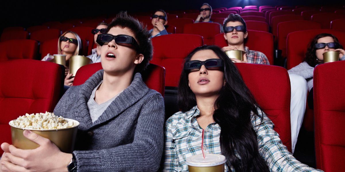 il faut mettre des lunettes spéciales pour voir en trois dimensions au cinéma