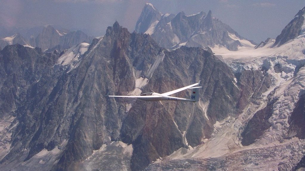Segelflugzeug am Mont Blanc
