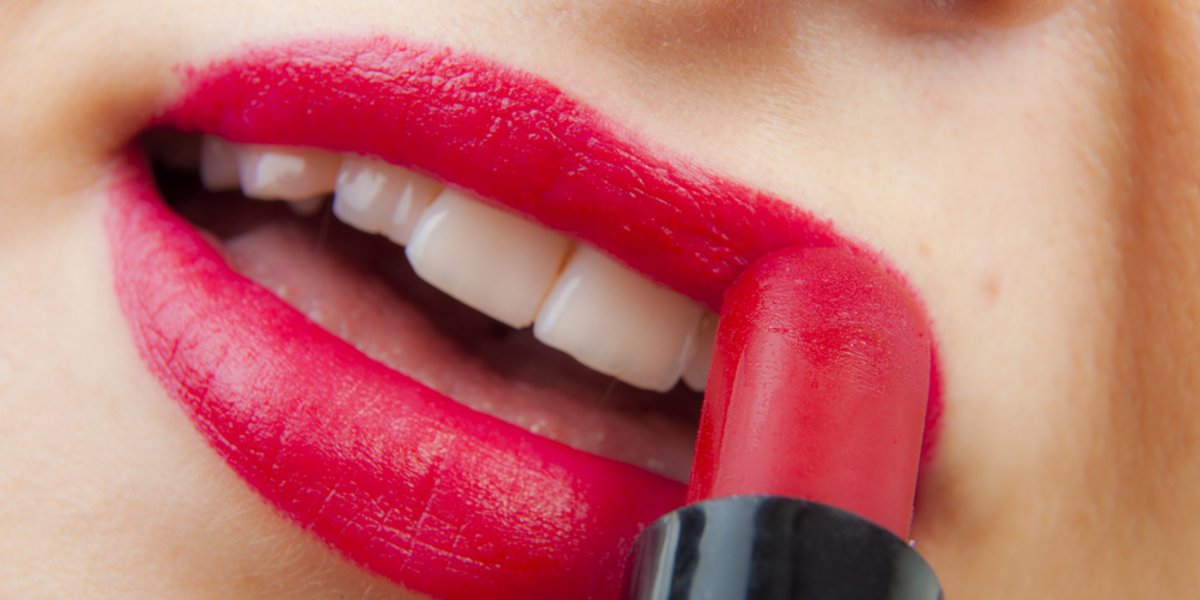 SimplyScience Was macht den Lippenstift rot?