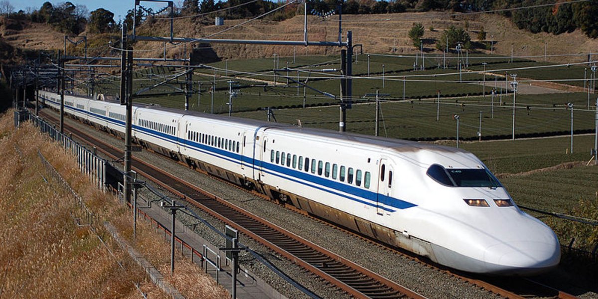 Shinkansen 700