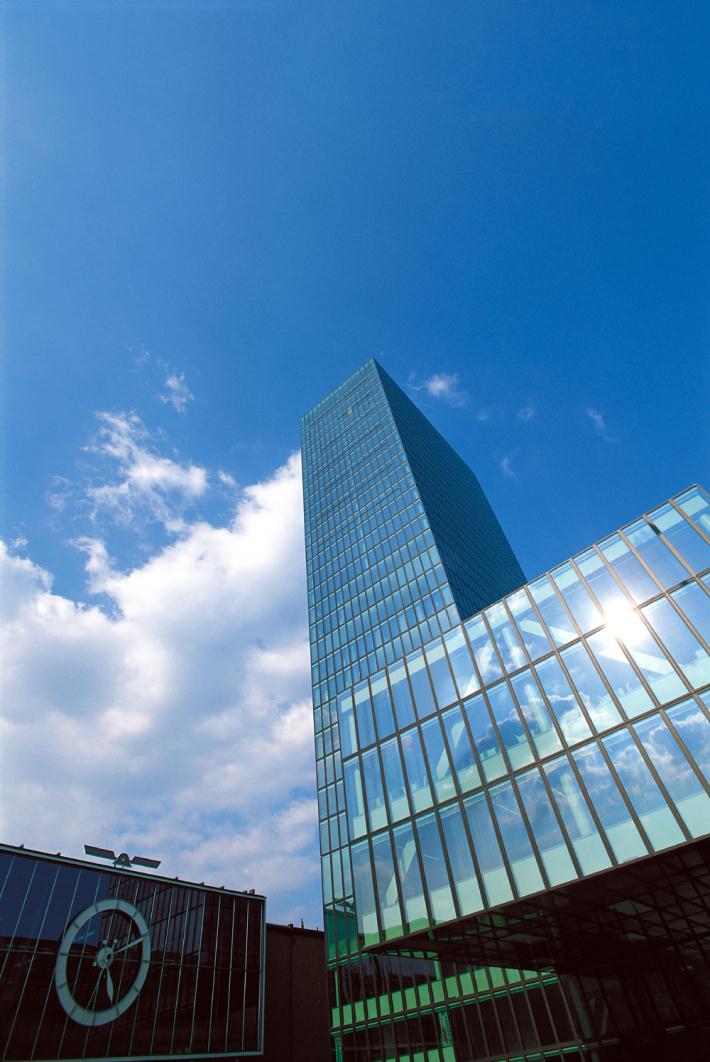 Messeturm, Basel. Bild: © Swiss Prime Site AG