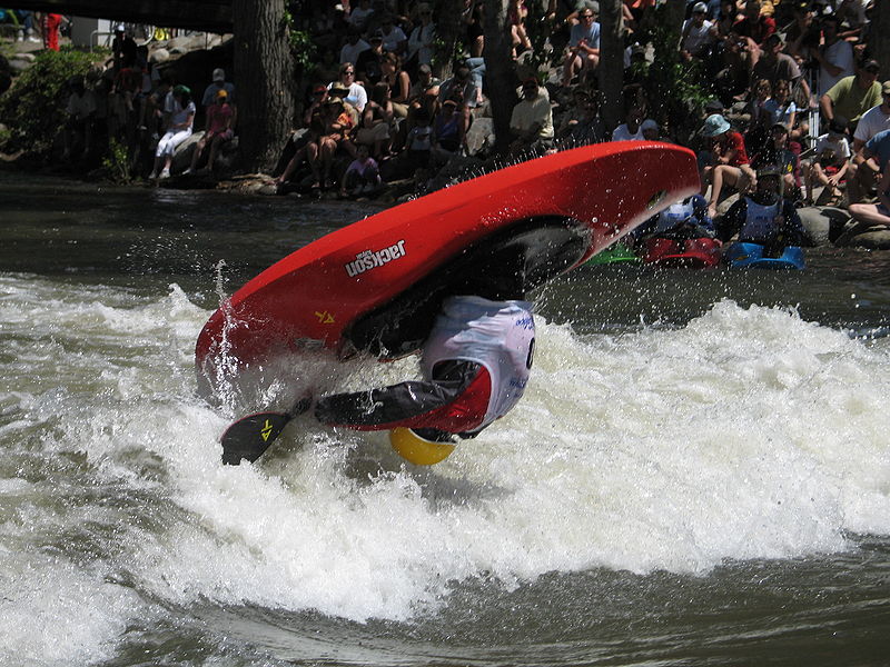 Kayak de kayak-rodéo