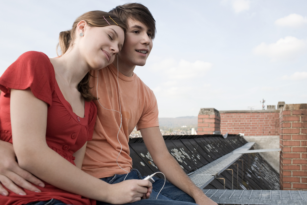 le printemps favoriserait-il l'amour?