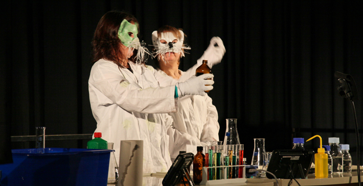 Le spectacle joué par deux médiatrices scientifiques